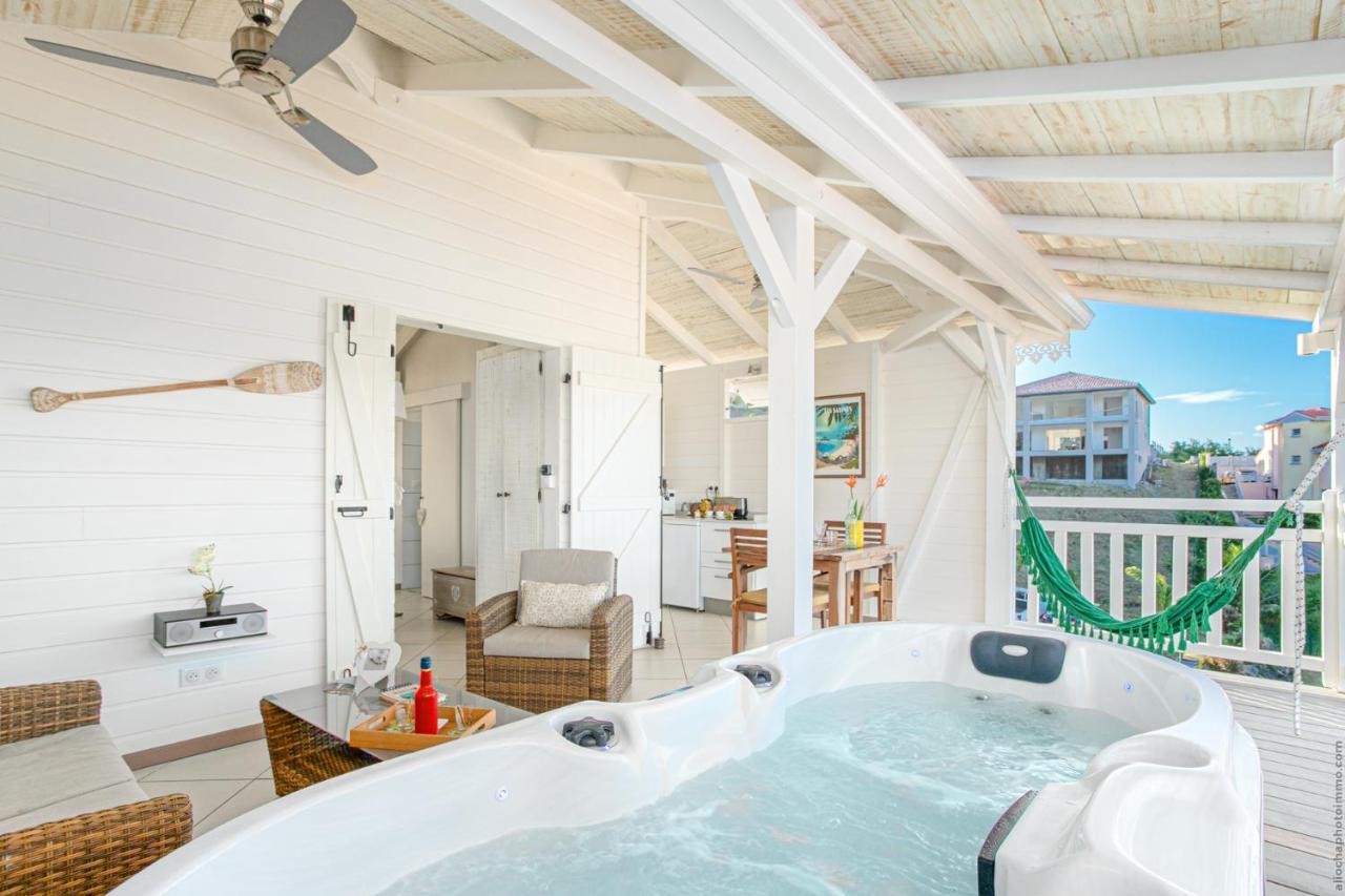 Bungalow Vanille Pacane Vue Mer avec Spa Privé Les Trois-Ilets Esterno foto