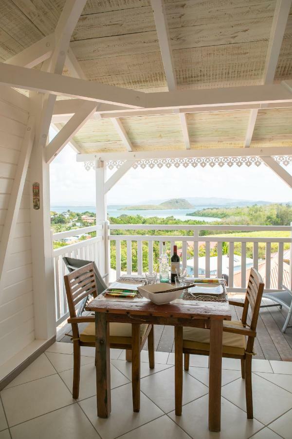 Bungalow Vanille Pacane Vue Mer avec Spa Privé Les Trois-Ilets Esterno foto